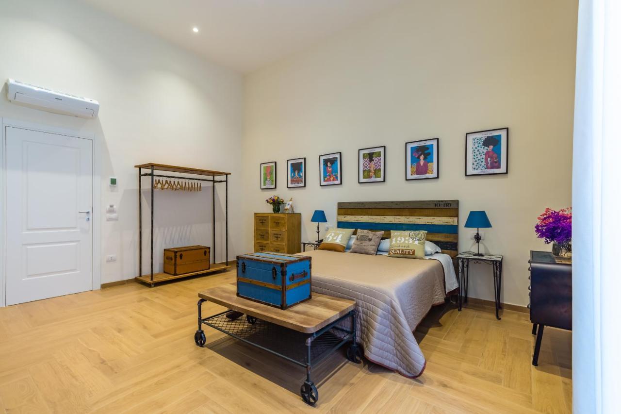 La Gatta Cenerentola Rooms Naples Exterior photo
