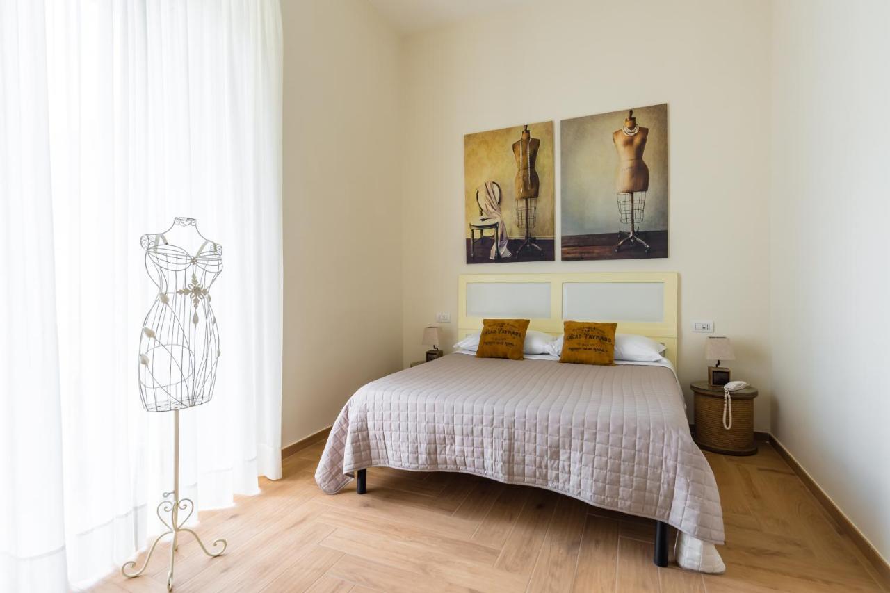 La Gatta Cenerentola Rooms Naples Exterior photo