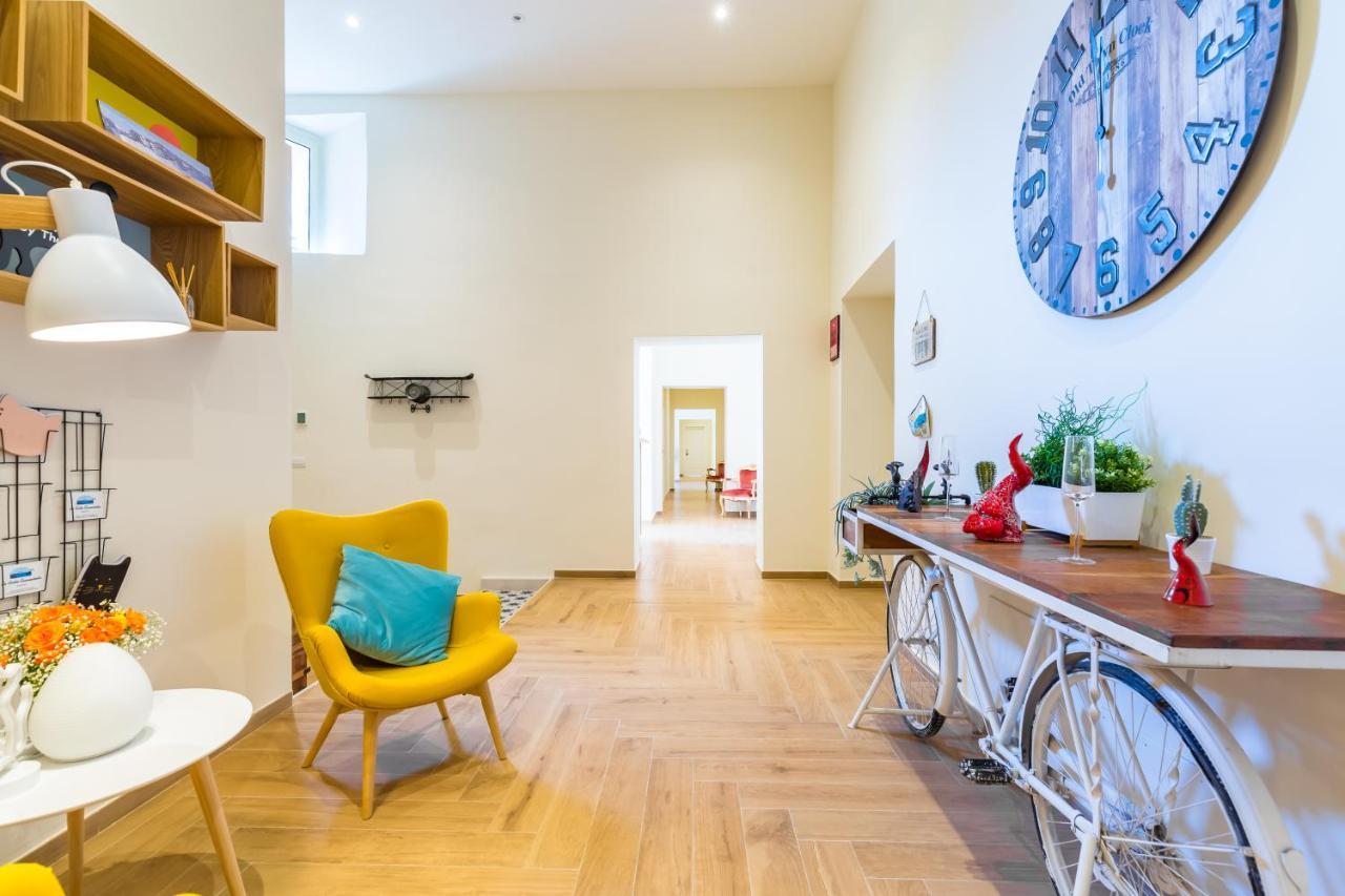 La Gatta Cenerentola Rooms Naples Exterior photo