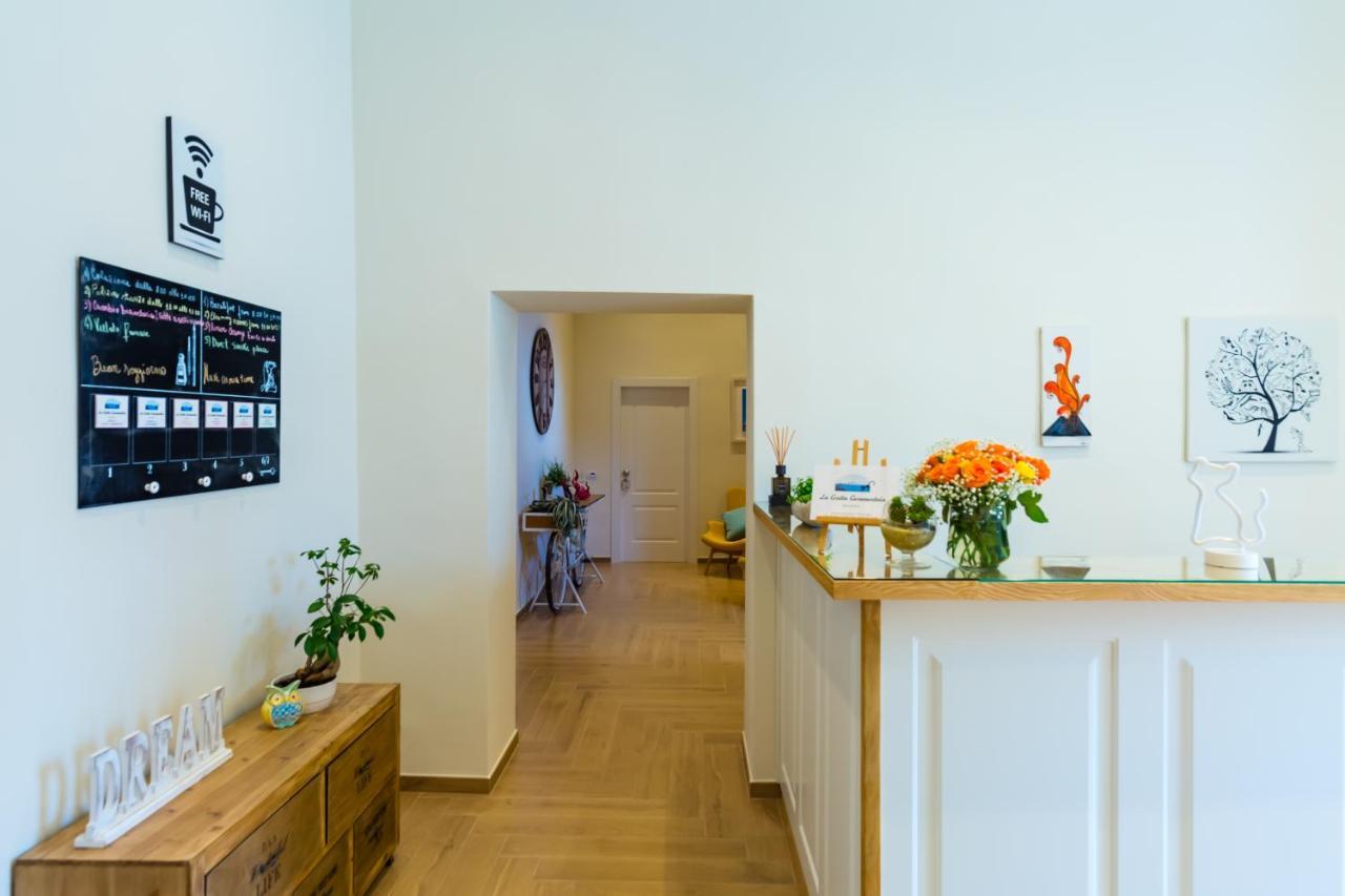 La Gatta Cenerentola Rooms Naples Exterior photo
